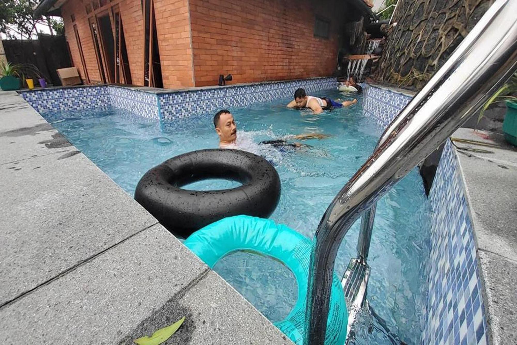 Villa Zoya 2 Pondok Cipaseban Экстерьер фото